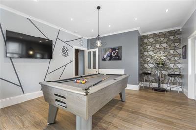 The Thorns, 13 Forkneuk Road, Uphall, West Lothian, EH52 6BL - image 15