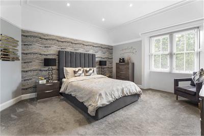 The Thorns,
13 Forkneuk Road,
Uphall,
West Lothian,
EH52 6BL - image 18