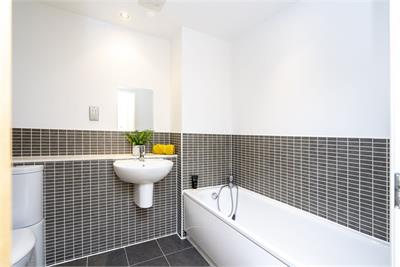 171/4 Lower Granton Road, Granton, Edinburgh, EH5 1GL - image 11