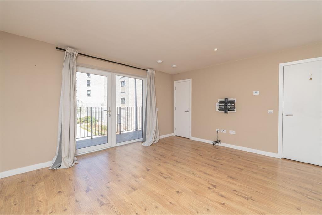 Flat 1,
13 Pillans Place,
Edinburgh,
EH6 7FG - image 13