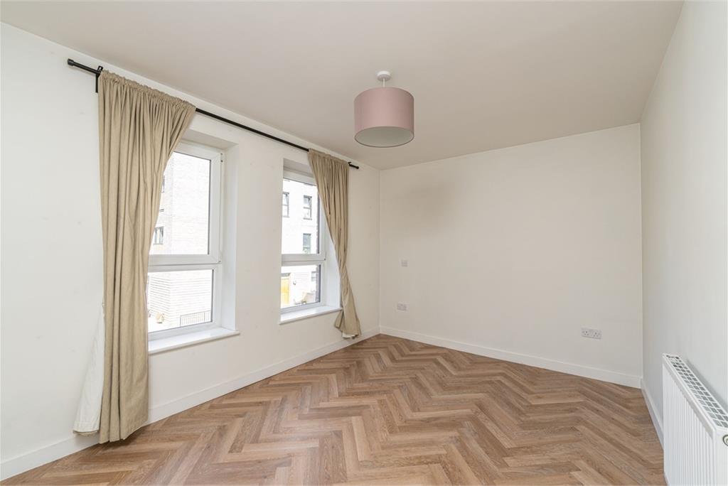 Flat 1,
13 Pillans Place,
Edinburgh,
EH6 7FG - image 16