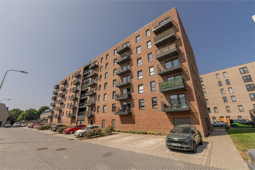 Flat 1,
13 Pillans Place,
Edinburgh,
EH6 7FG - image 23