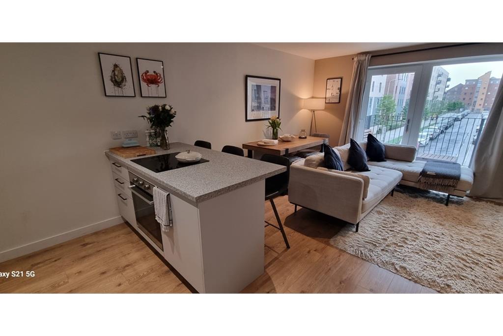 Flat 1,
13 Pillans Place,
Edinburgh,
EH6 7FG - image 4