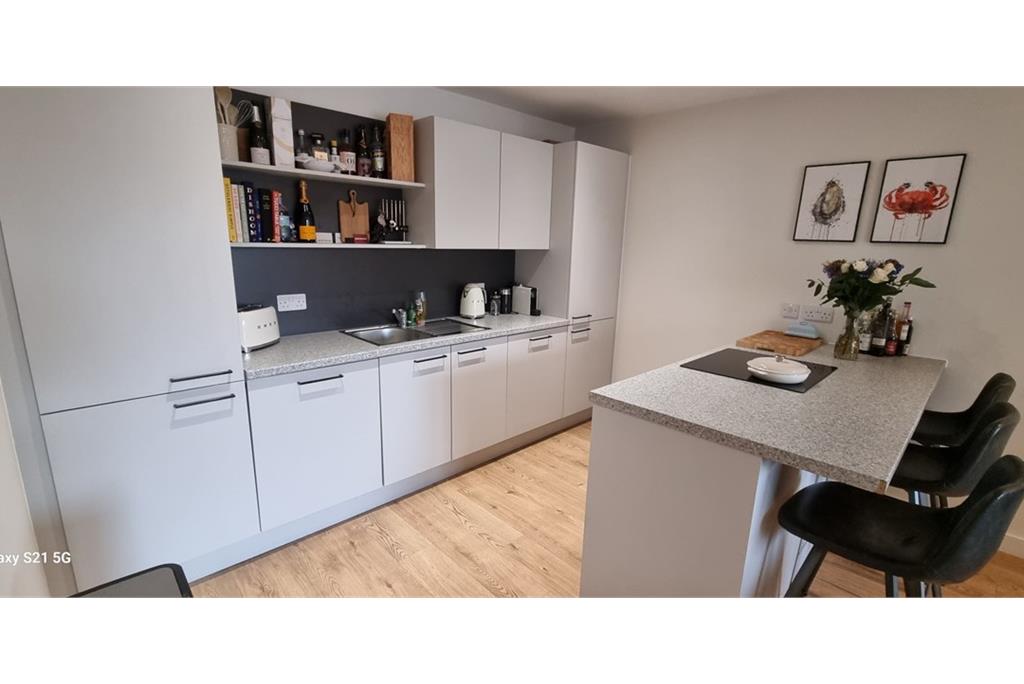 Flat 1,
13 Pillans Place,
Edinburgh,
EH6 7FG - image 6