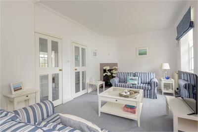 Flat 2, The Warren, Hill Road, Gullane, East Lothian, EH31 2BE - image 3