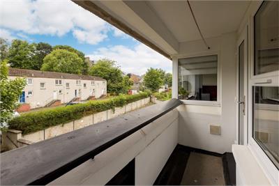 9/6 Newhaven Main Street, Edinburgh, EH6 4NA - image 7