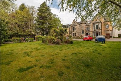Flat 1, 26b St. Johns Road, Edinburgh, EH12 6NZ - image 12
