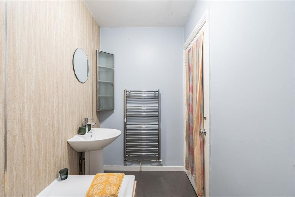 18 2F2 Parsons Green Terrace, Edinburgh, EH8 7AG - image 11