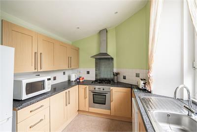 18 2F2 Parsons Green Terrace, Edinburgh, EH8 7AG - image 3
