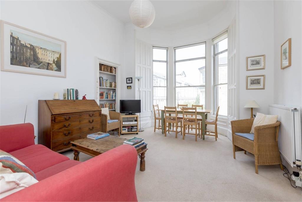 8 (1F) Westhall Gardens, Bruntsfield, Edinburgh, EH10 4JQ - image 2