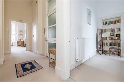 8 (1F) Westhall Gardens, Bruntsfield, Edinburgh, EH10 4JQ - image 8