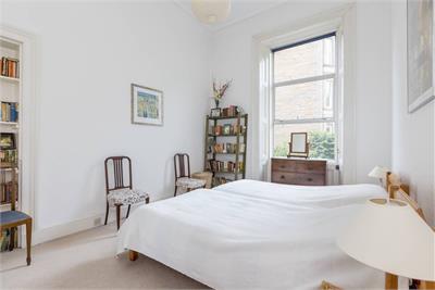 8 (1F) Westhall Gardens, Bruntsfield, Edinburgh, EH10 4JQ - image 9