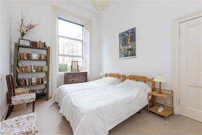 8 (1F) Westhall Gardens, Bruntsfield, Edinburgh, EH10 4JQ - image 10