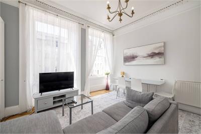 16/4 Kirk Street, Edinburgh, EH6 5EY - image 2