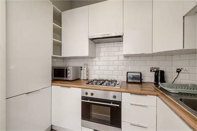 16/4 Kirk Street, Edinburgh, EH6 5EY - image 4
