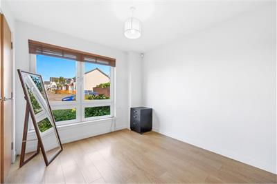 Flat A, 46 Norway Gardens, Dunfermline, KY11 8JW - image 9