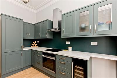35/4 Dalmeny Street, Leith, Edinburgh, EH6 8PG - image 6