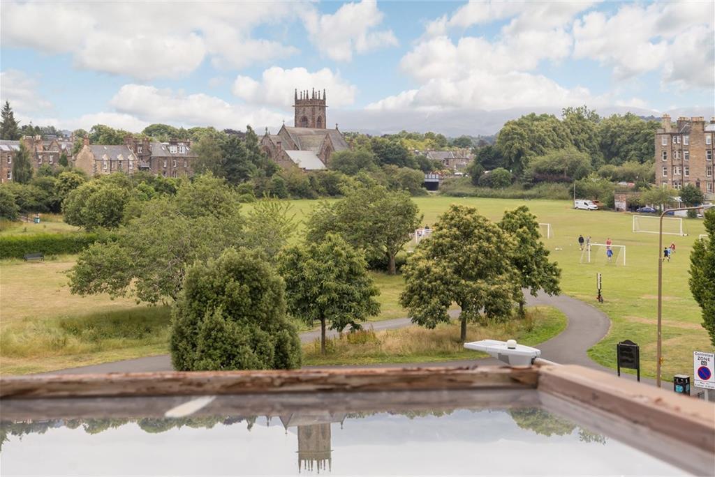 49/8 West Bryson Road, Harrison Park Apartments, Edinburgh, EH11 1BQ - image 18