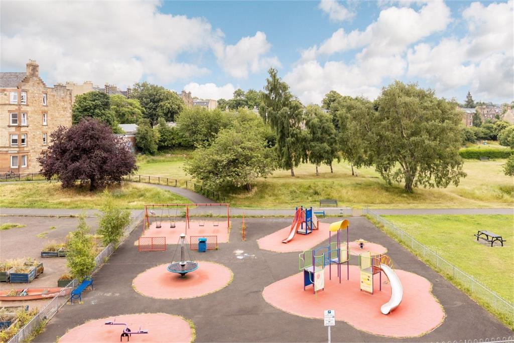 49/8 West Bryson Road, Harrison Park Apartments, Edinburgh, EH11 1BQ - image 19