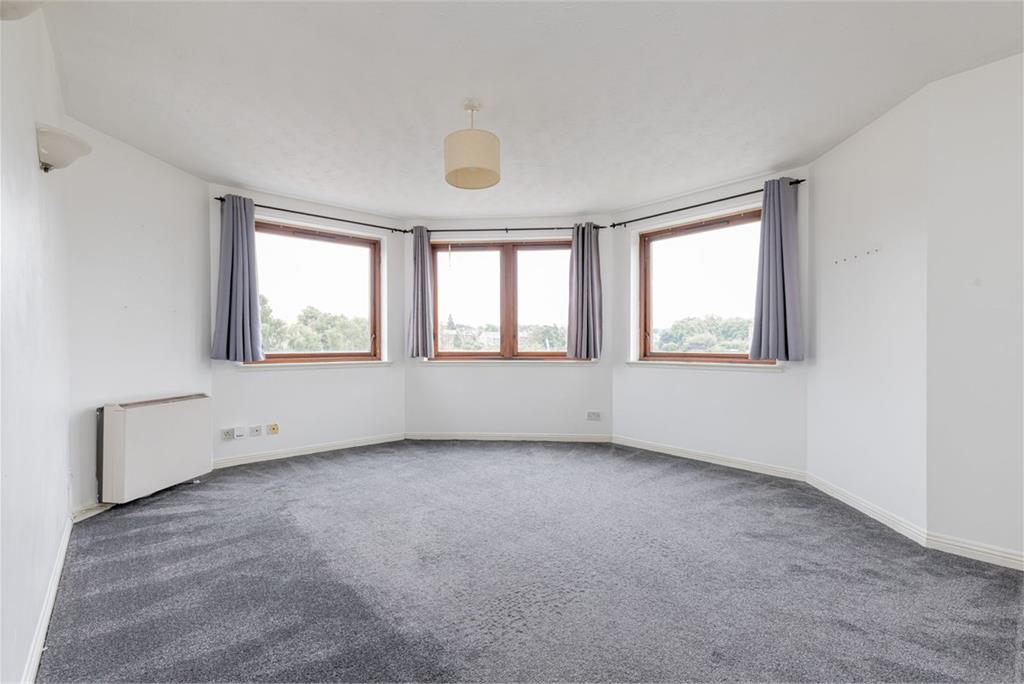 49/8 West Bryson Road, Harrison Park Apartments, Edinburgh, EH11 1BQ - image 1