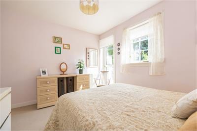 41 Braehead Drive, Edinburgh, EH4 6QW - image 11