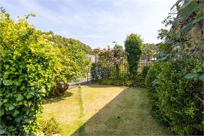 39 Drum Brae Gardens, Edinburgh, EH12 8SY - image 34