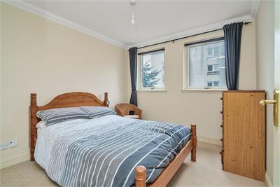 102/4 Crewe Road North, Edinburgh, EH5 2NE - image 13
