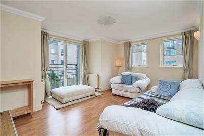 102/4 Crewe Road North, Edinburgh, EH5 2NE - image 8