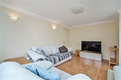 102/4 Crewe Road North, Edinburgh, EH5 2NE - image 9
