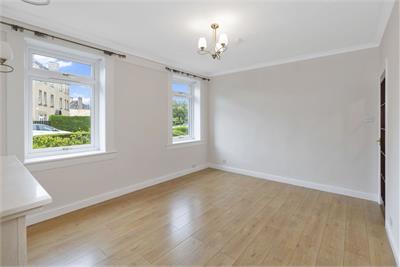 4/2 Whitson Terrace, Edinburgh, EH11 3AY - image 2