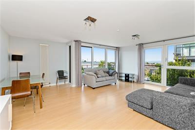 2/14 East Pilton Farm Avenue, Edinburgh, EH5 2GA - image 1