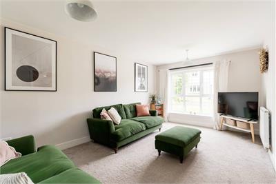 15 North Platt Gardens,
Ratho,
Newbridge,
EH28 8JU - image 2