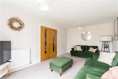 15 North Platt Gardens,
Ratho,
Newbridge,
EH28 8JU - image 3