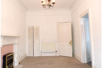 Flat 0/1, 7 Argyll Terrace, Kirn, Dunoon, PA23 8LR - image 9