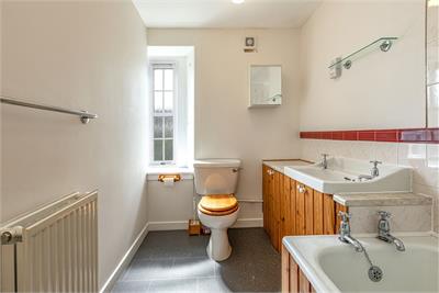4 Weirhill Place, Melrose, TD6 9SF - image 14