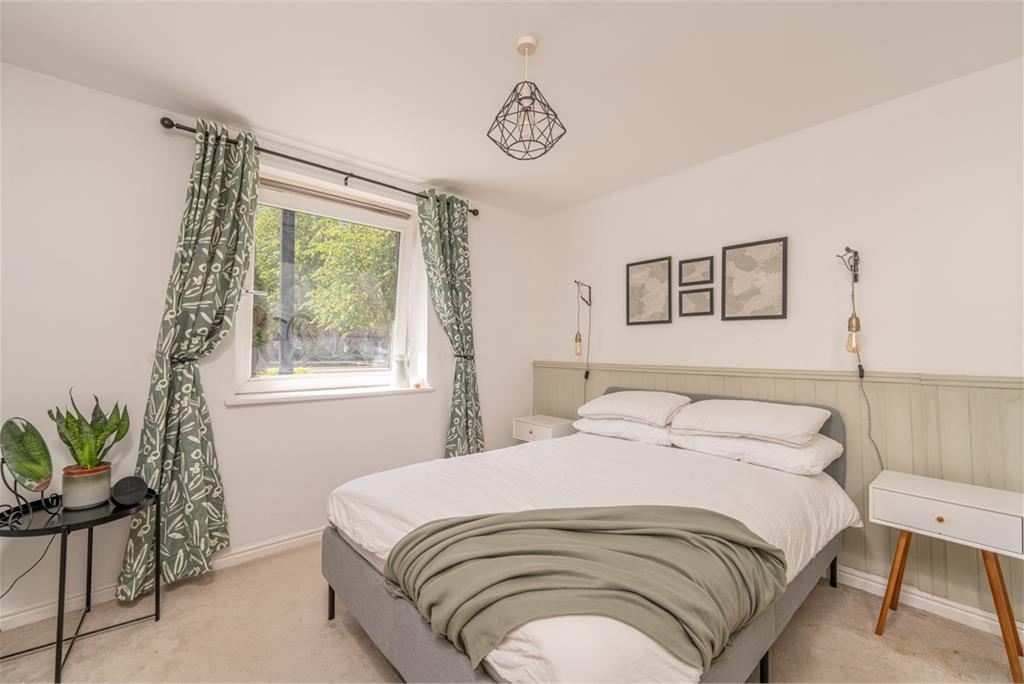 12 Slateford Gait,
Edinburgh,
EH11 1GW - image 10