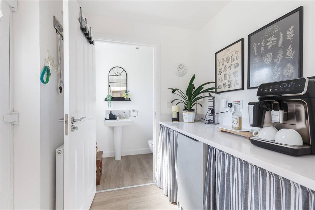 9 Redwing Wynd,
Cammo,
Edinburgh,
EH4 8GG - image 12