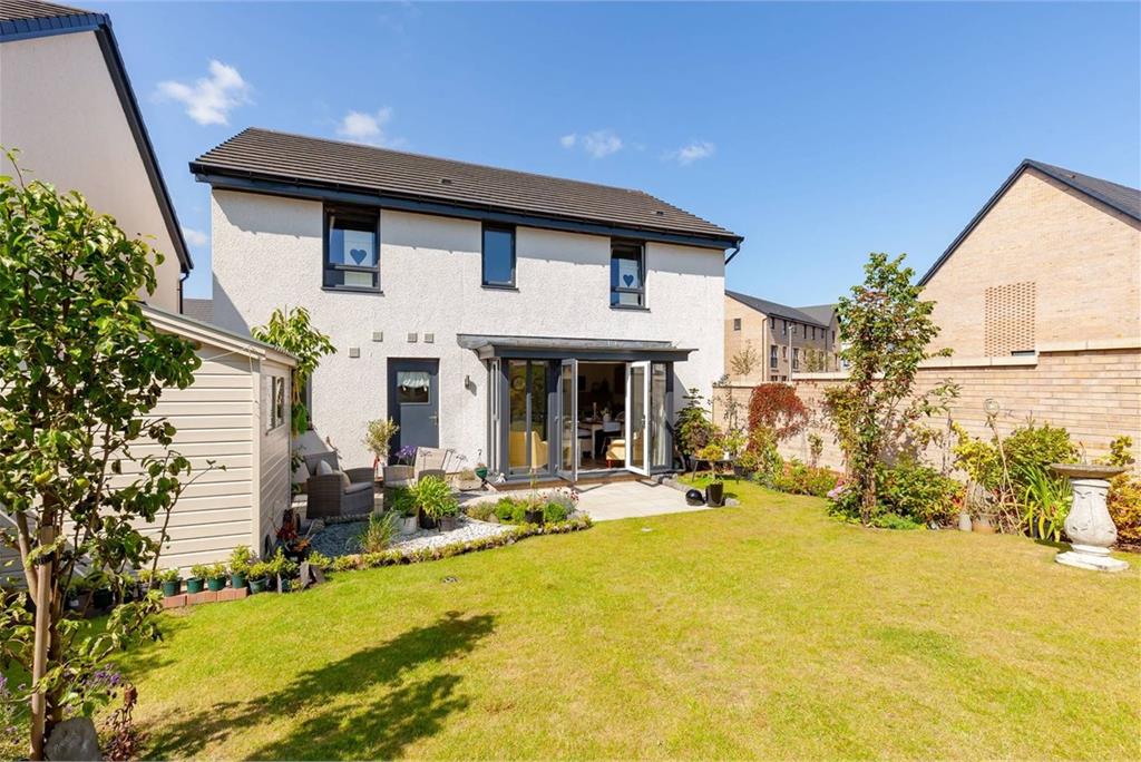9 Redwing Wynd,
Cammo,
Edinburgh,
EH4 8GG - image 28