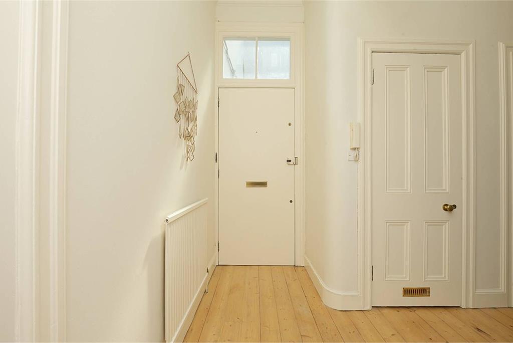 3F1, 148 Brunton Gardens, EH7 5ET - image 15