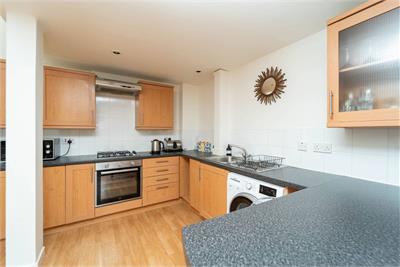5/2 33 Dalintober Street, Tradeston, G5 8JZ - image 4