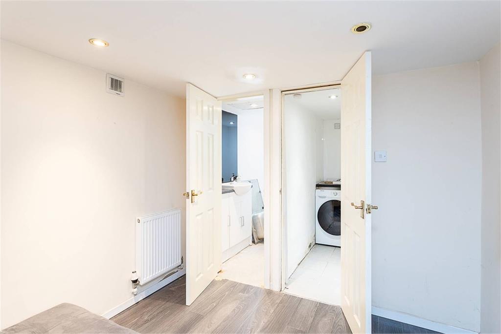 25 Castle Street, Tayport, Dundee, DD6 9AE - image 19