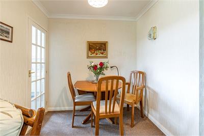 4 Mayfield Park, Hawick, TD9 7DY - image 6