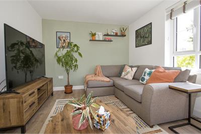 18 Martin Street, Edinburgh, EH17 8GB - image 2