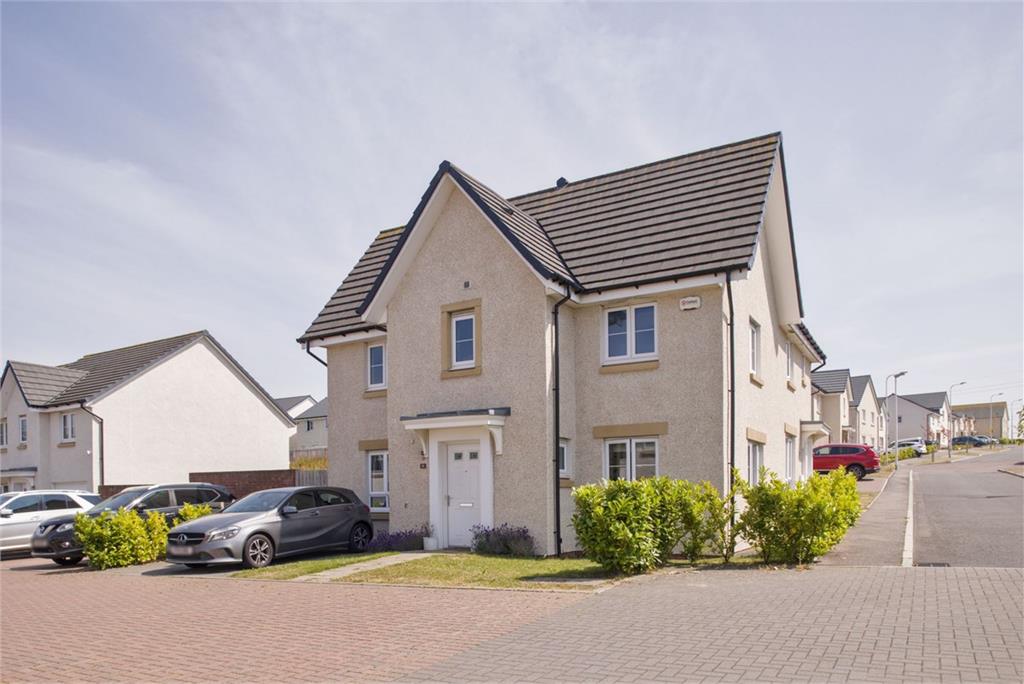 18 Martin Street, Edinburgh, EH17 8GB - image 1