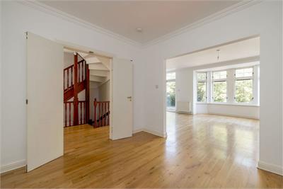 11 Easter Steil, Greenbank, EH10 5XE - image 6