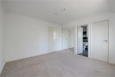 11 Easter Steil, Greenbank, EH10 5XE - image 7