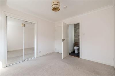 11 Easter Steil, Greenbank, EH10 5XE - image 9