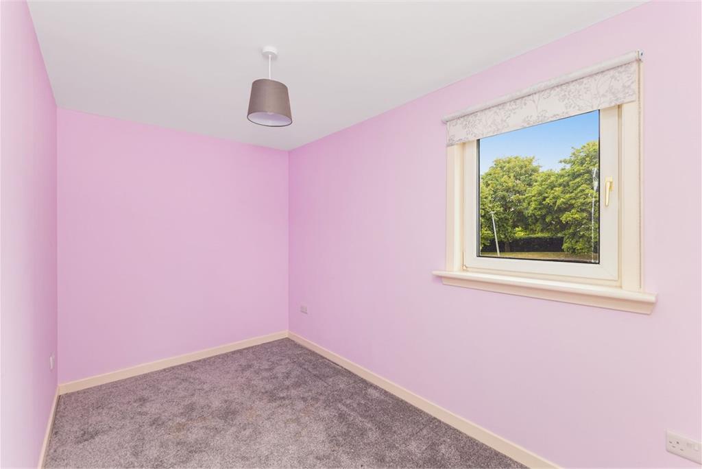 148 Fauldburn, East Craigs, Edinburgh EH12 8YJ - image 7