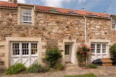 3 Seton Steading, Longniddry, East Lothian, EH32 0PP - image 1