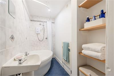 4/4 Brougham Street, Edinburgh, EH3 9JH - image 16